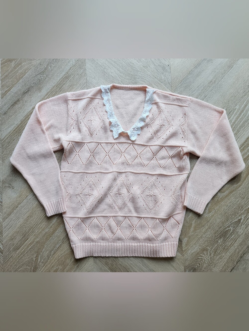 Beautiful Vintage Peach Color Lace Peterpan Collar Knit Sweater